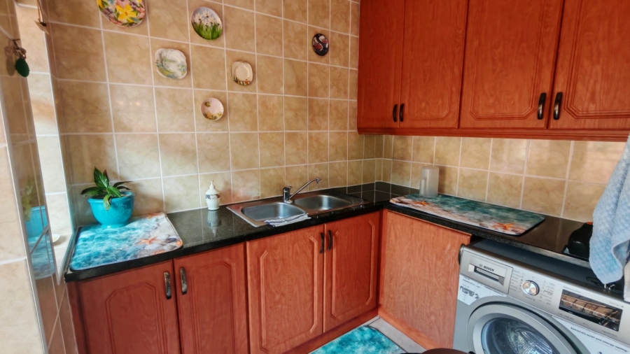 3 Bedroom Property for Sale in Reebok Western Cape